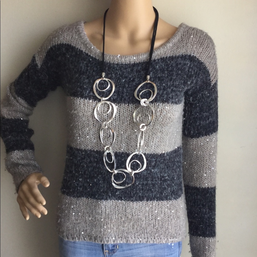 Loft. beautiful and soft sweater